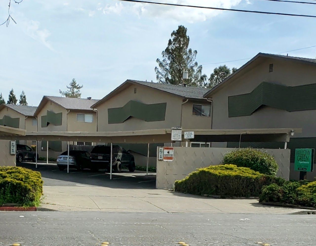 Blue Oak Square Apartments