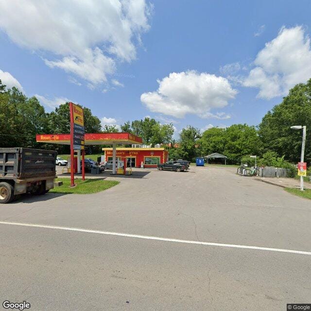 Bluff Trace Apts
