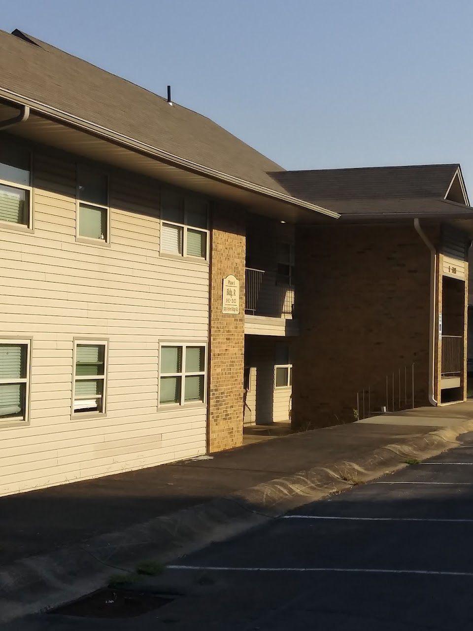 Bluffs On Mccain Fka Ridgecrest Apartments