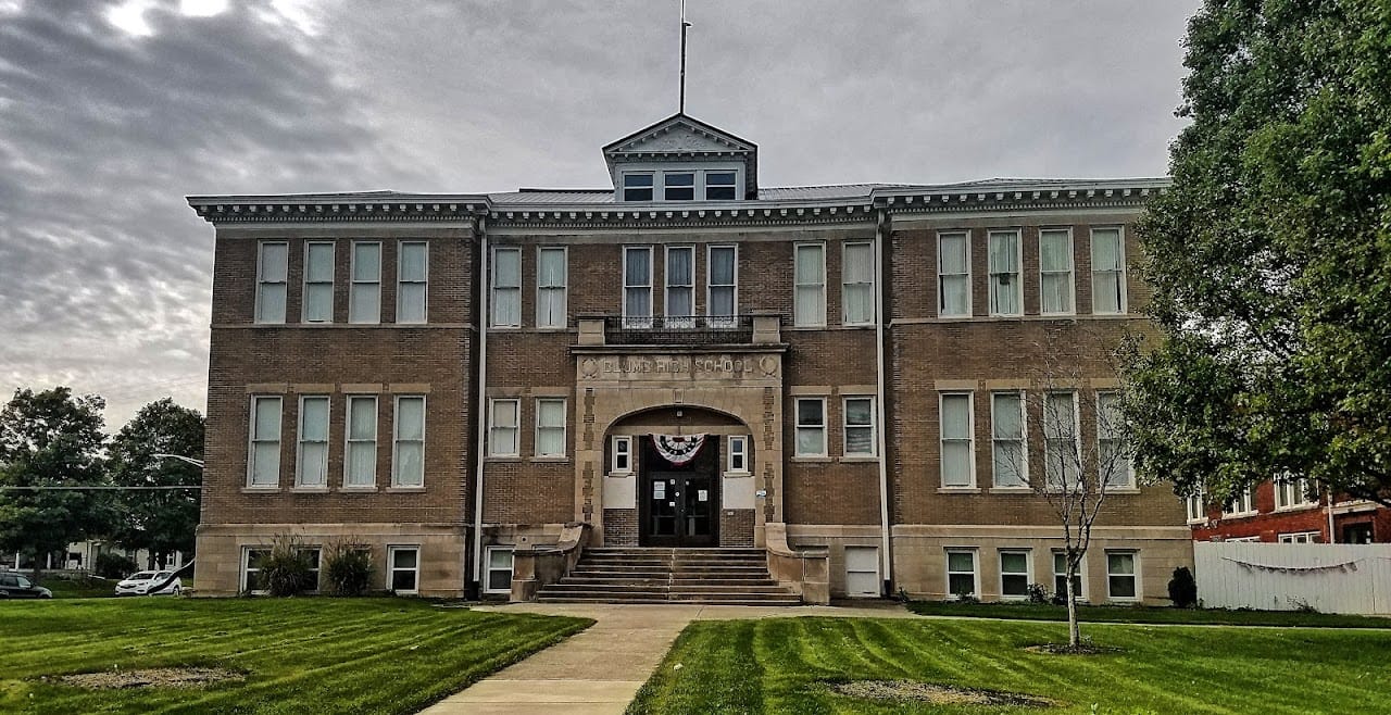 Blume Alumni Apts