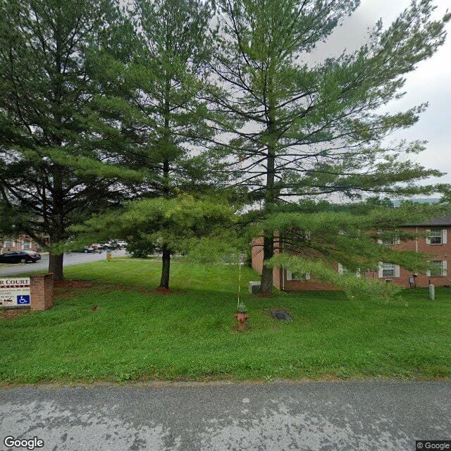 Bolivar Court Apts