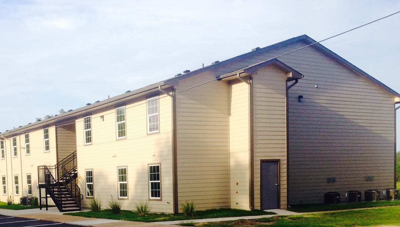 Bonham Village Apts