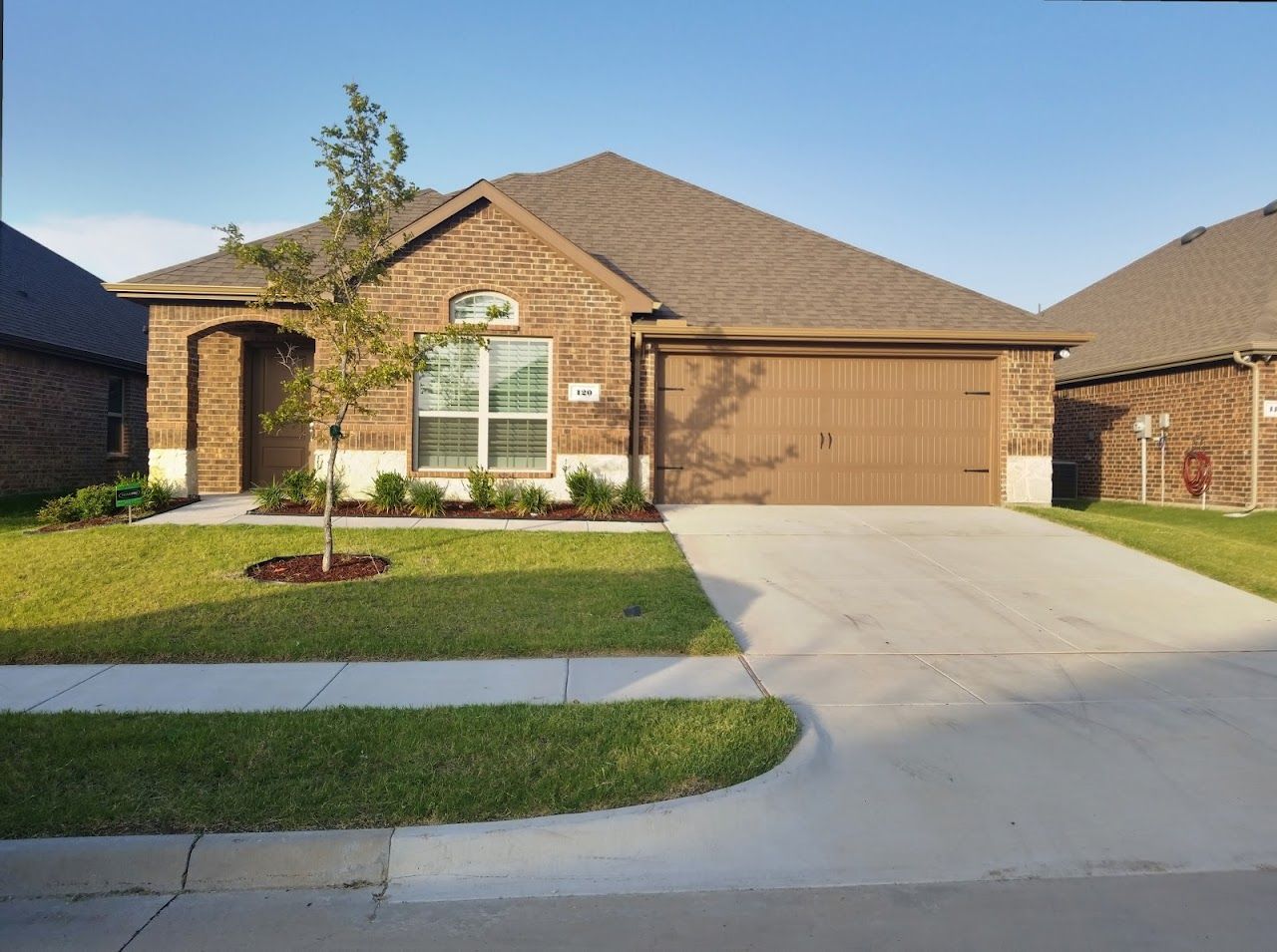Bosque Village Apts