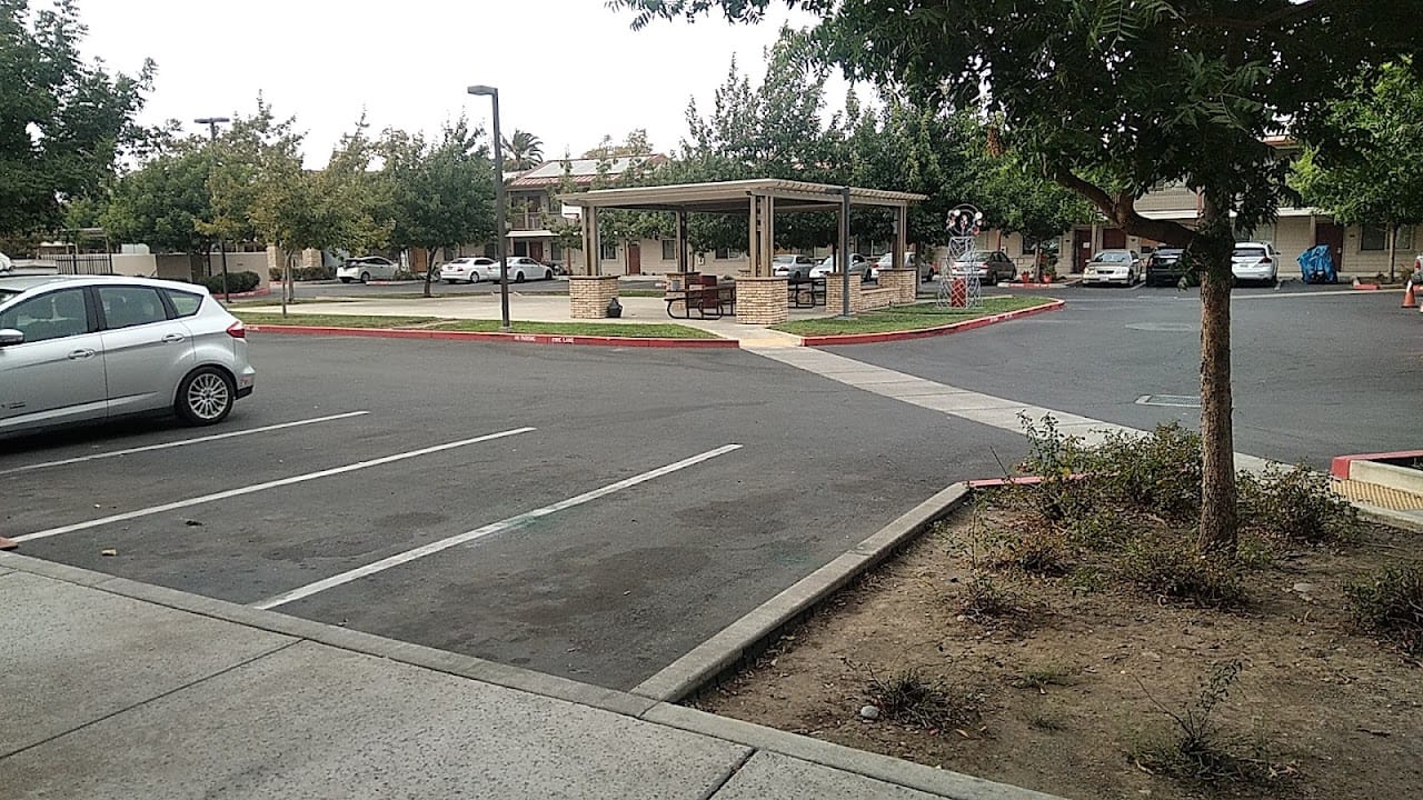 Boulevard Court