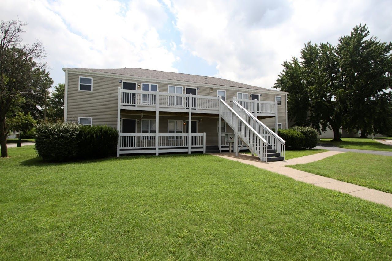 Bradford Pointe Apts