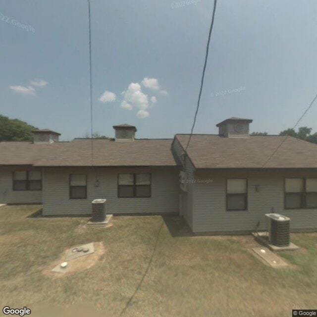 Bradley Square Apts