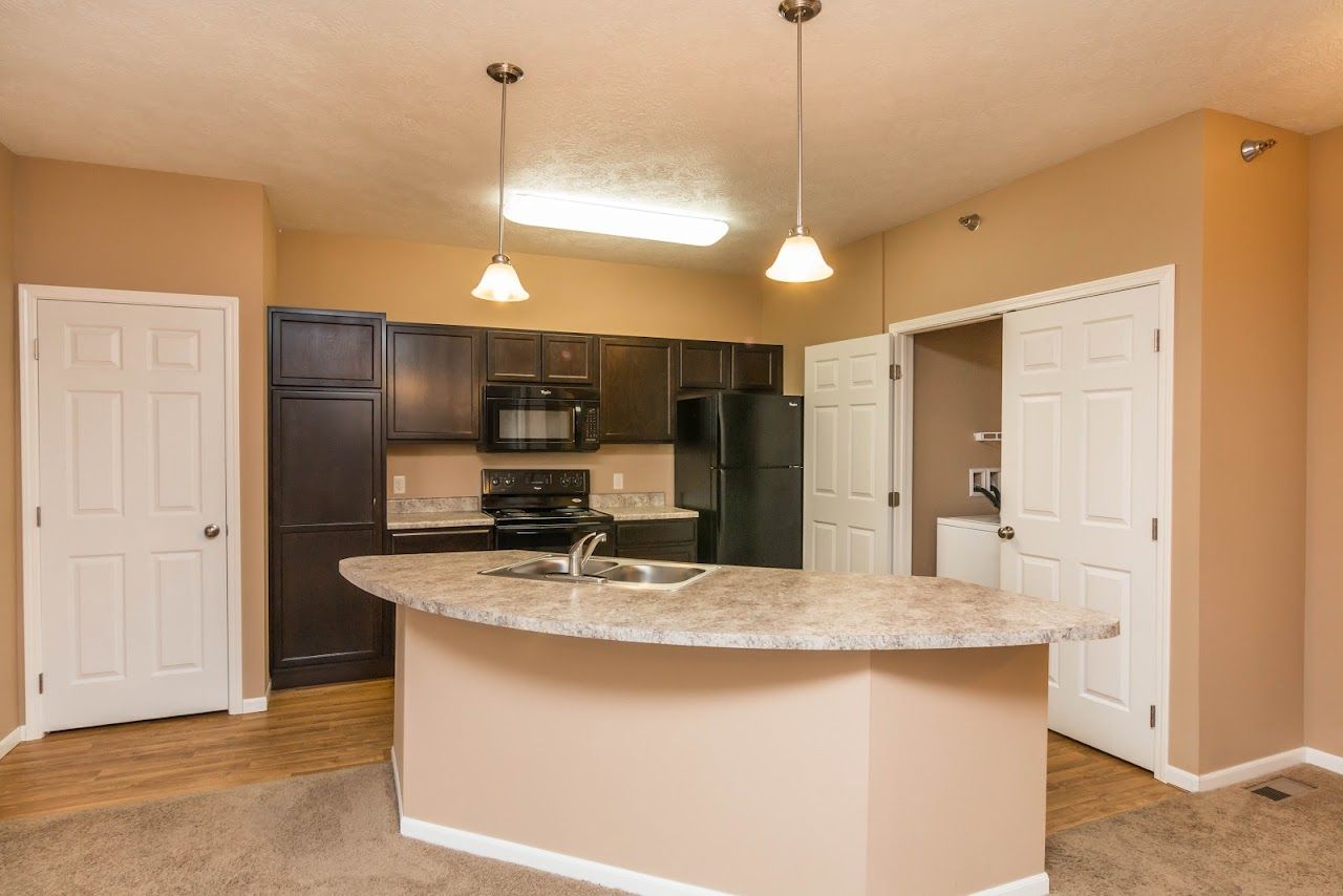 Brandon Heights Apts