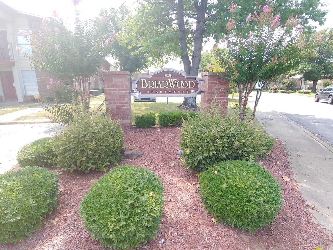 Briarwood Apartments