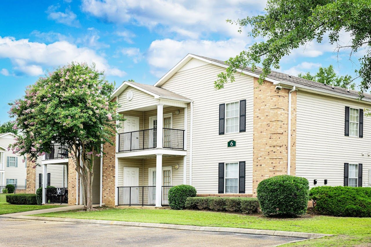 Bristol Park Apts