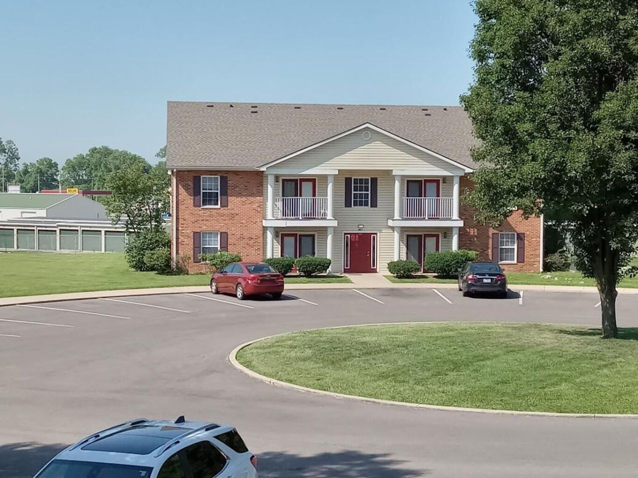 Broadway Place Apts
