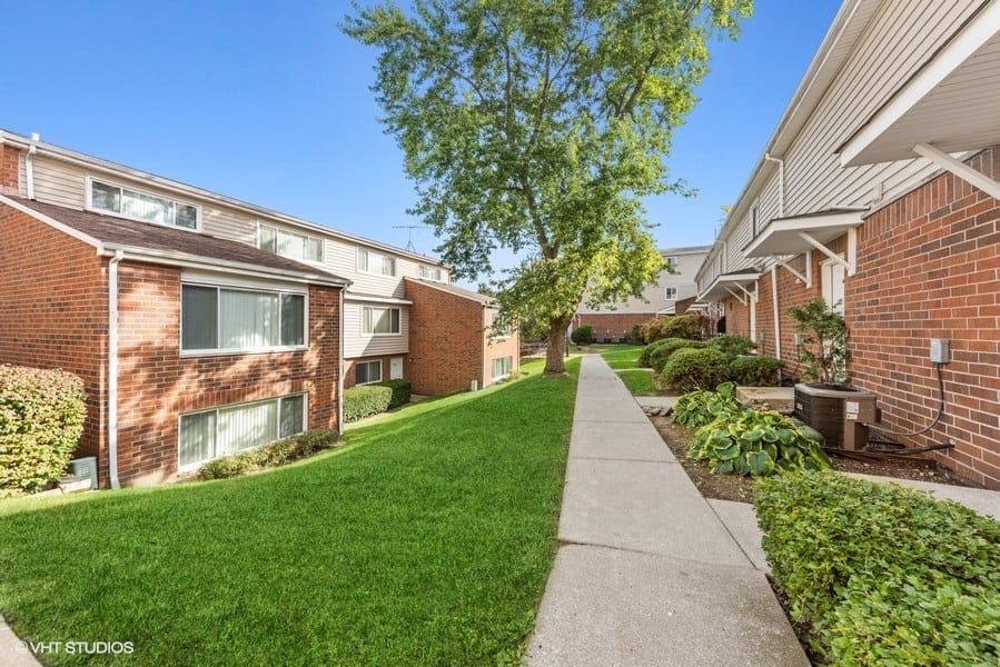 Brookhaven Apts