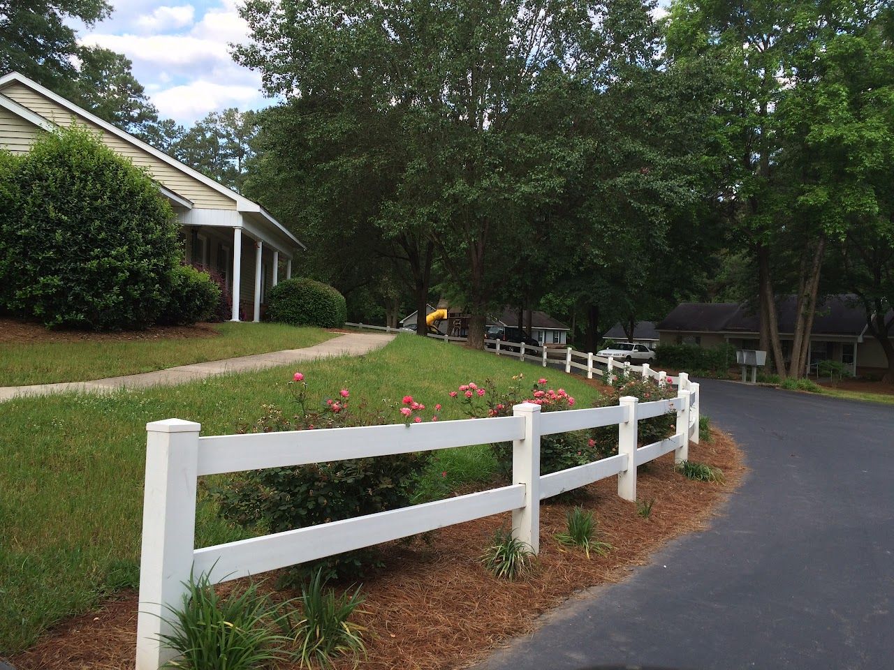 Brookhollow Apartments