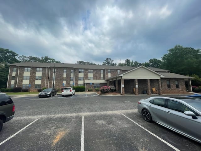 Brookshire Manor Apts
