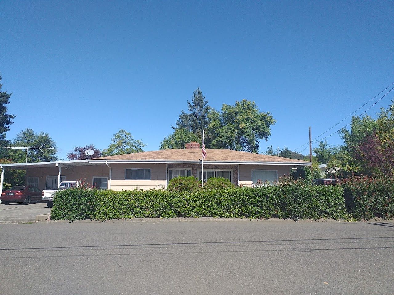 Brookside Ct Apts (Roseburg)