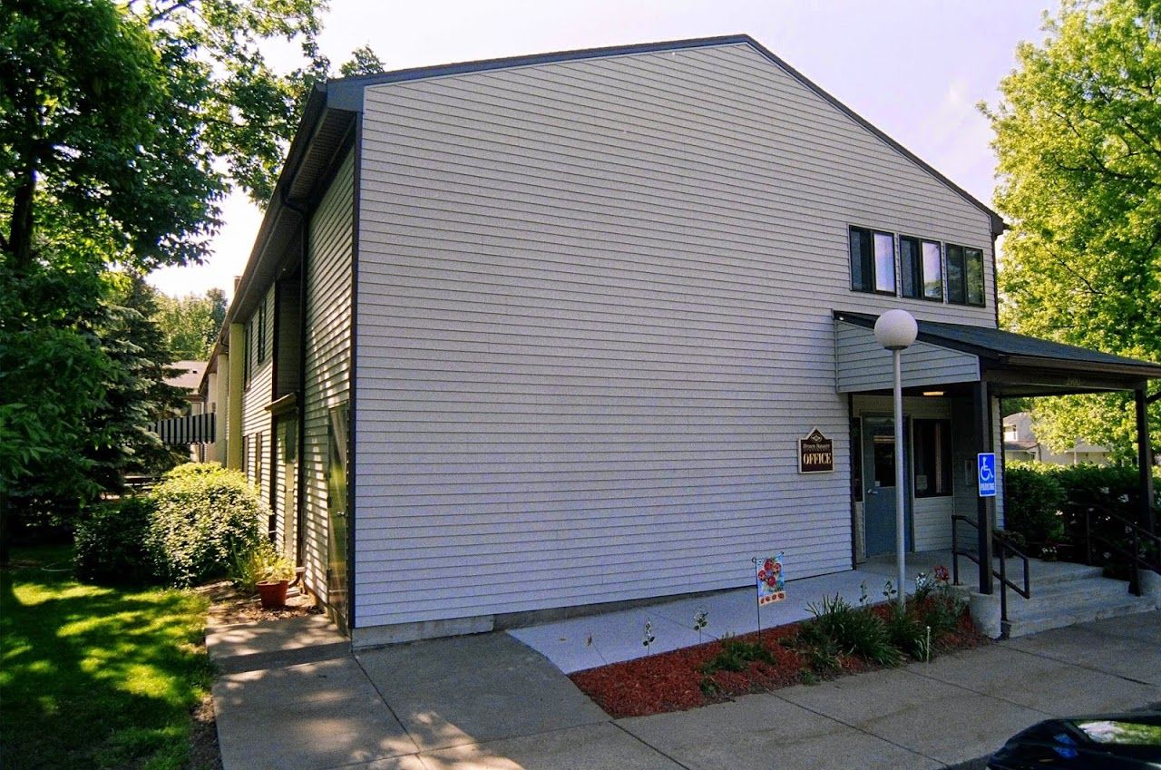 Brown Square Village Ii