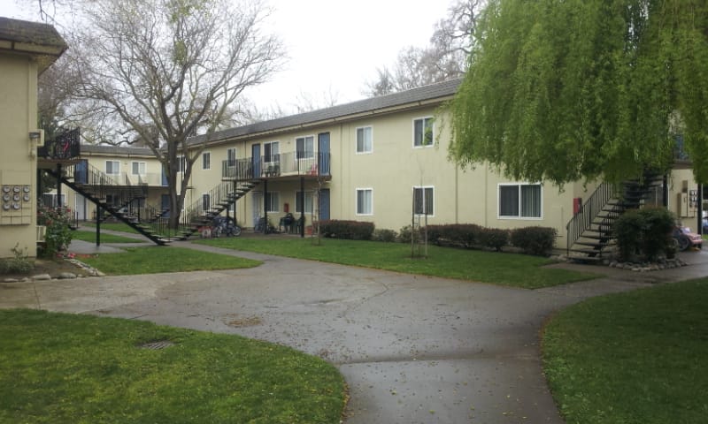 Bryte Gardens Apts