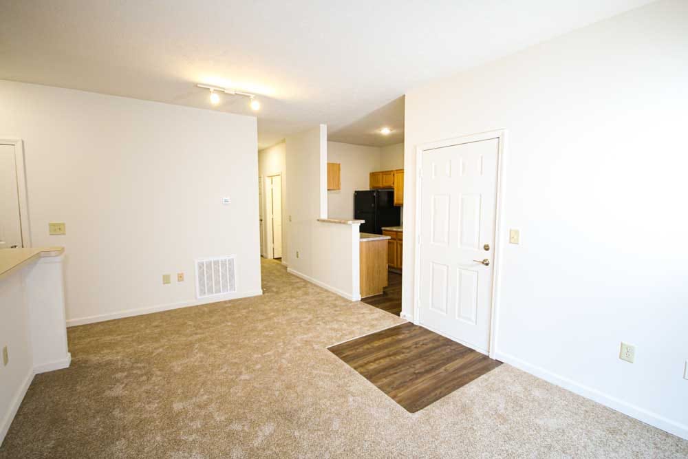 Canterbury House Apts (Bloomington)