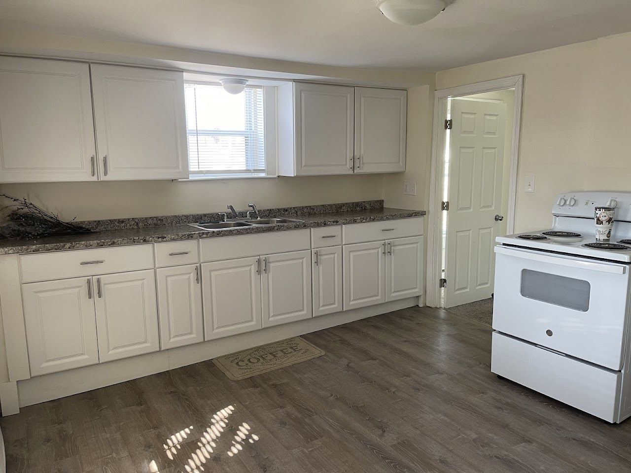 Capital Village Apts