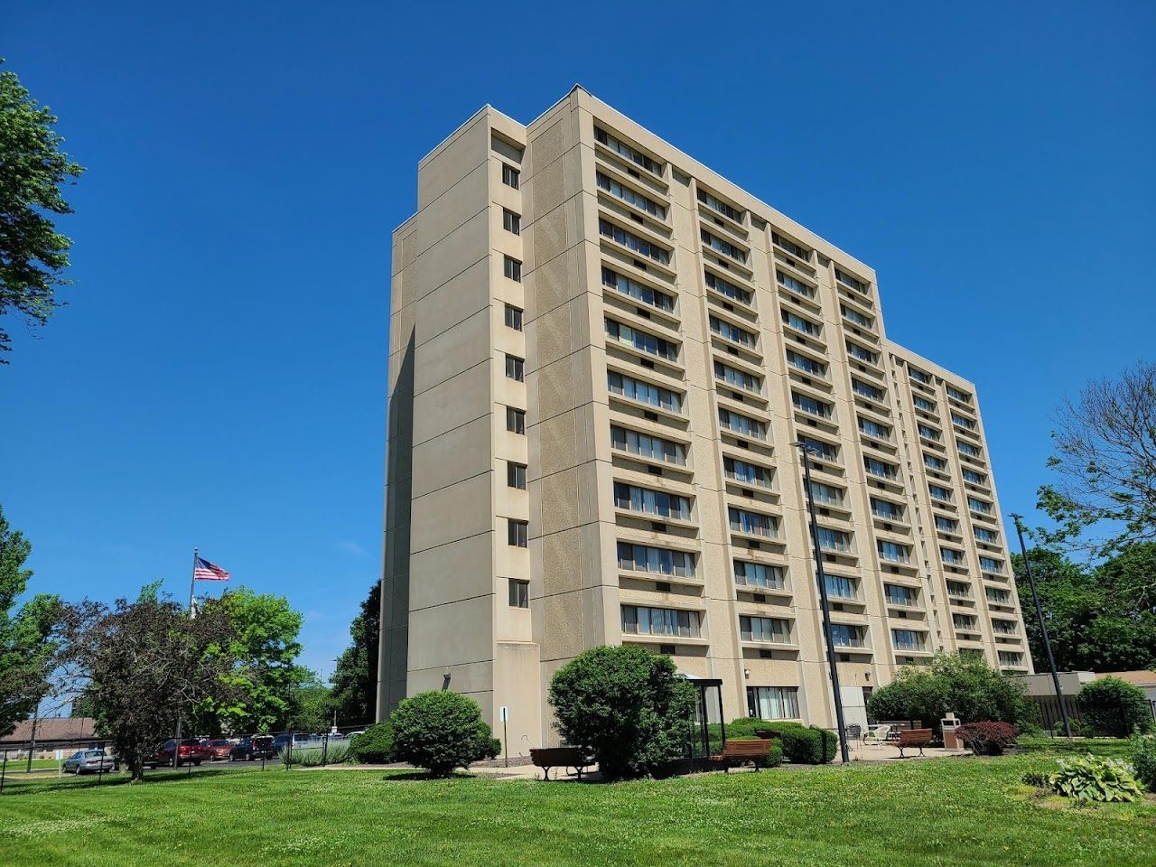 Capitol Plaza