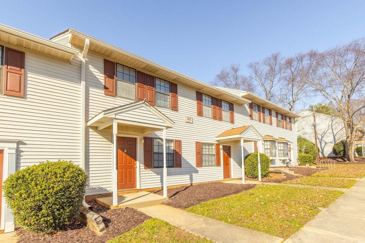 Carolina Woods Apts