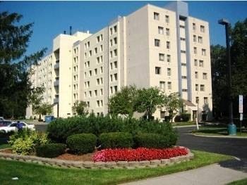 Carpenter Place Apts
