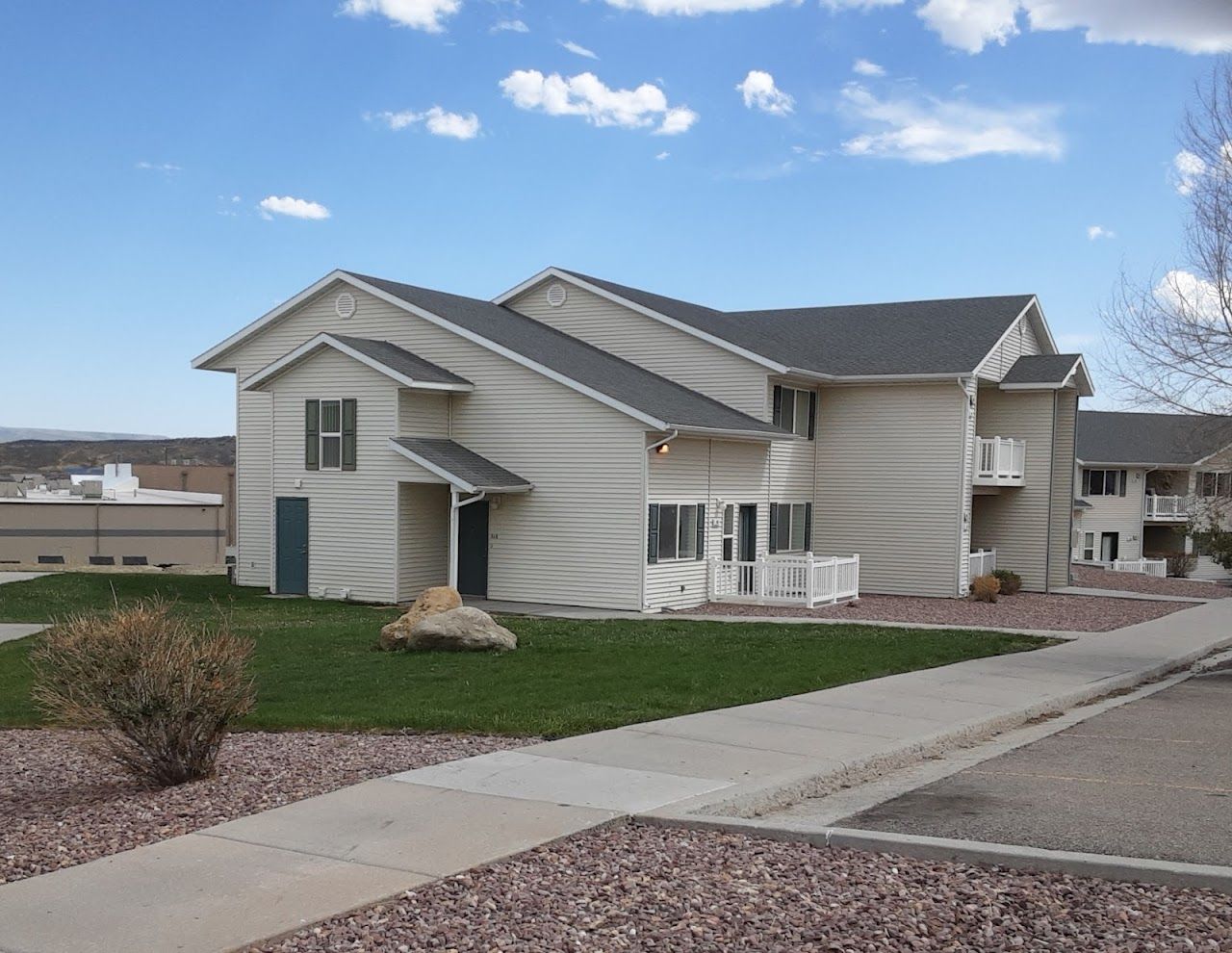 Carrington Pointe Apts