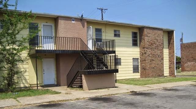 Castle Oak Apts