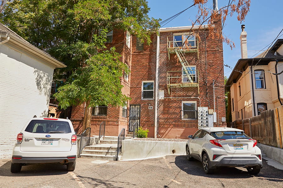Cecil Apts