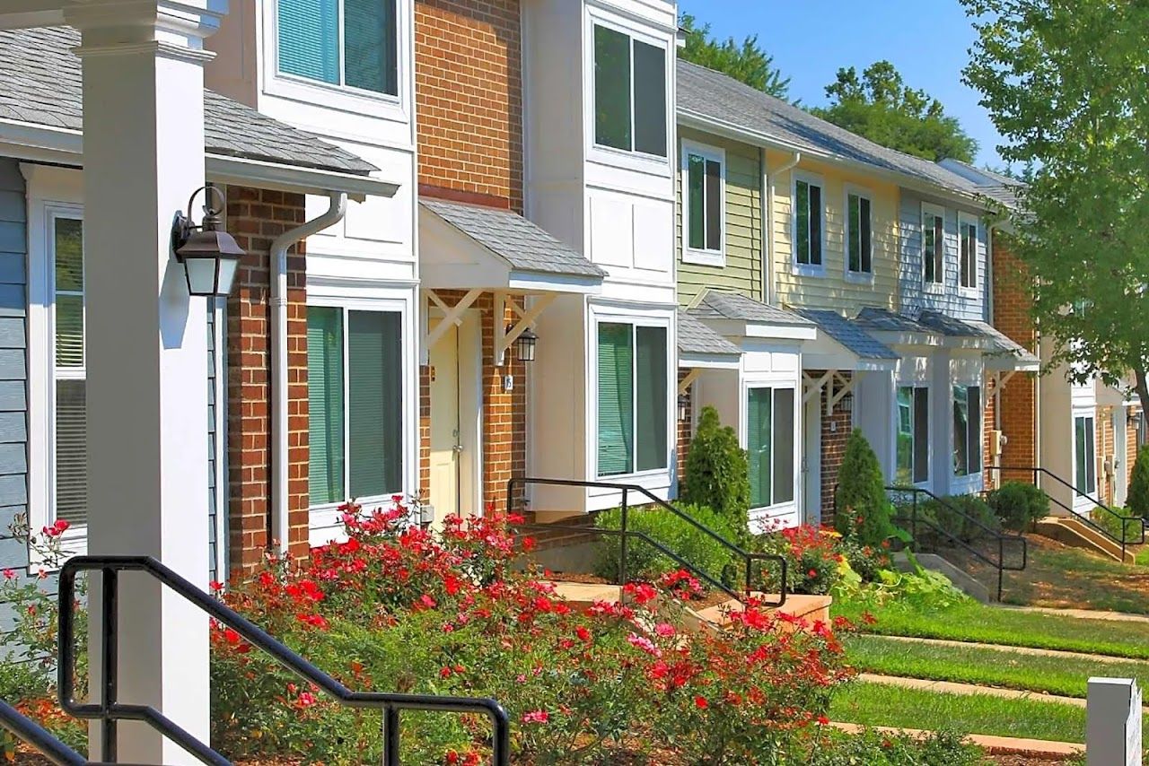 Cedar Hill Apts