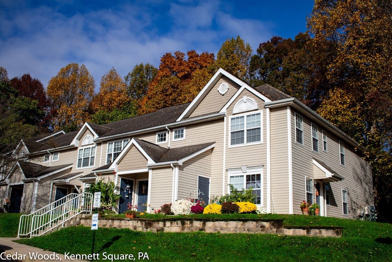 Cedar Woods Apts