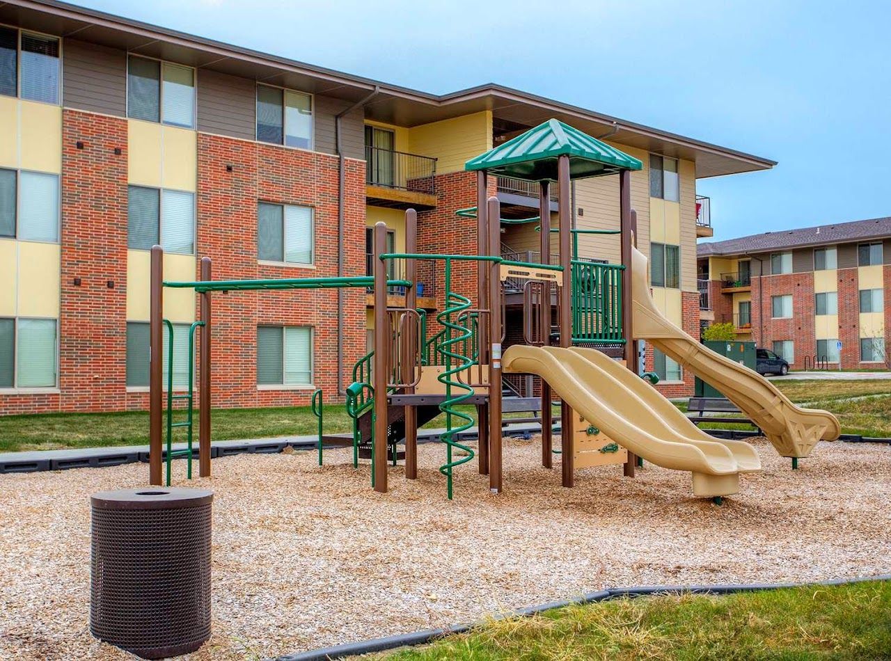 Cedarbrooke Place Apts