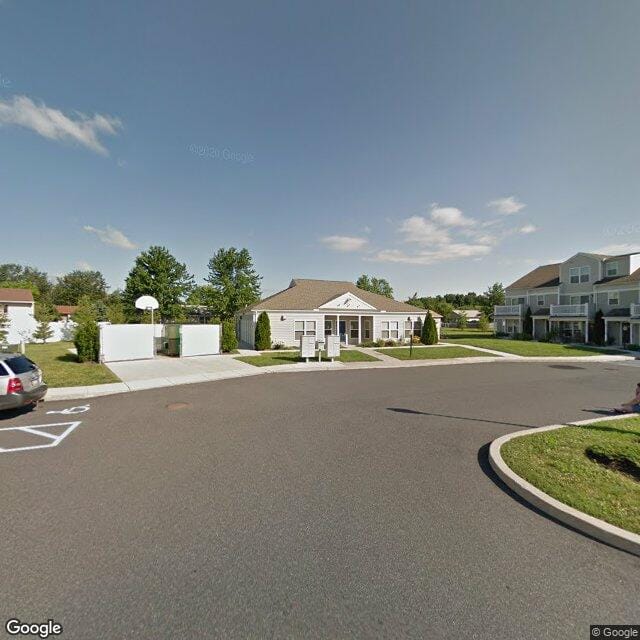 Cedarfield Apts