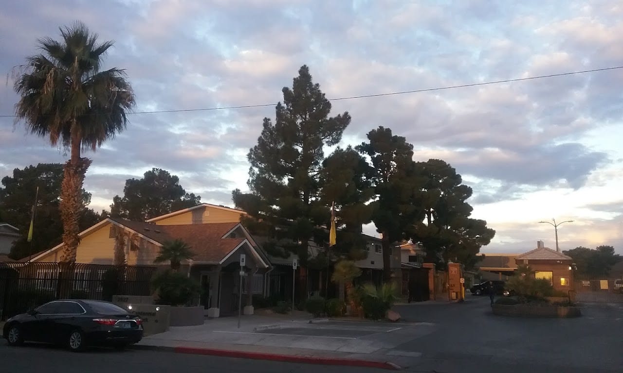 Centennial Park Arms Apartments