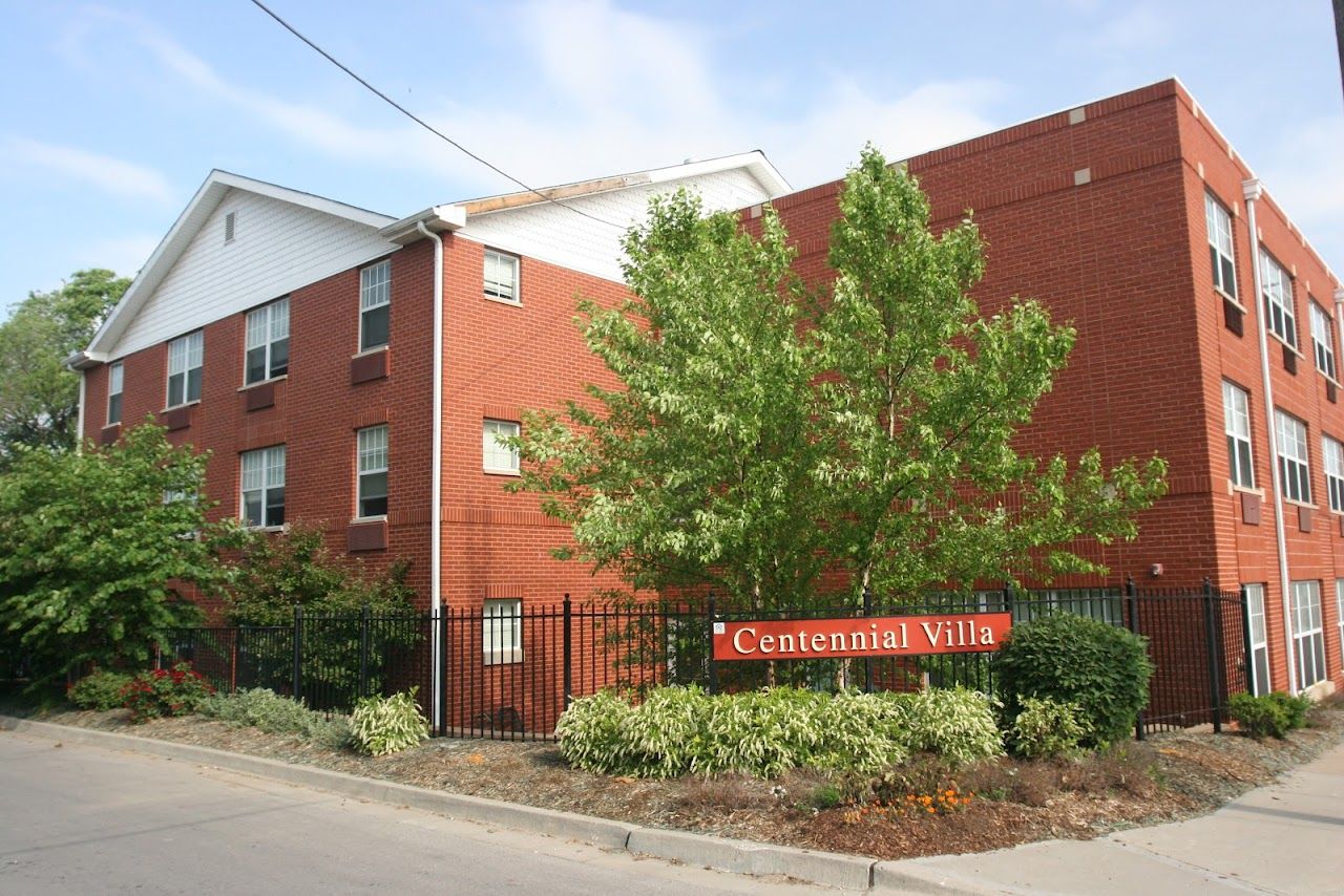 Centennial Villa Apts