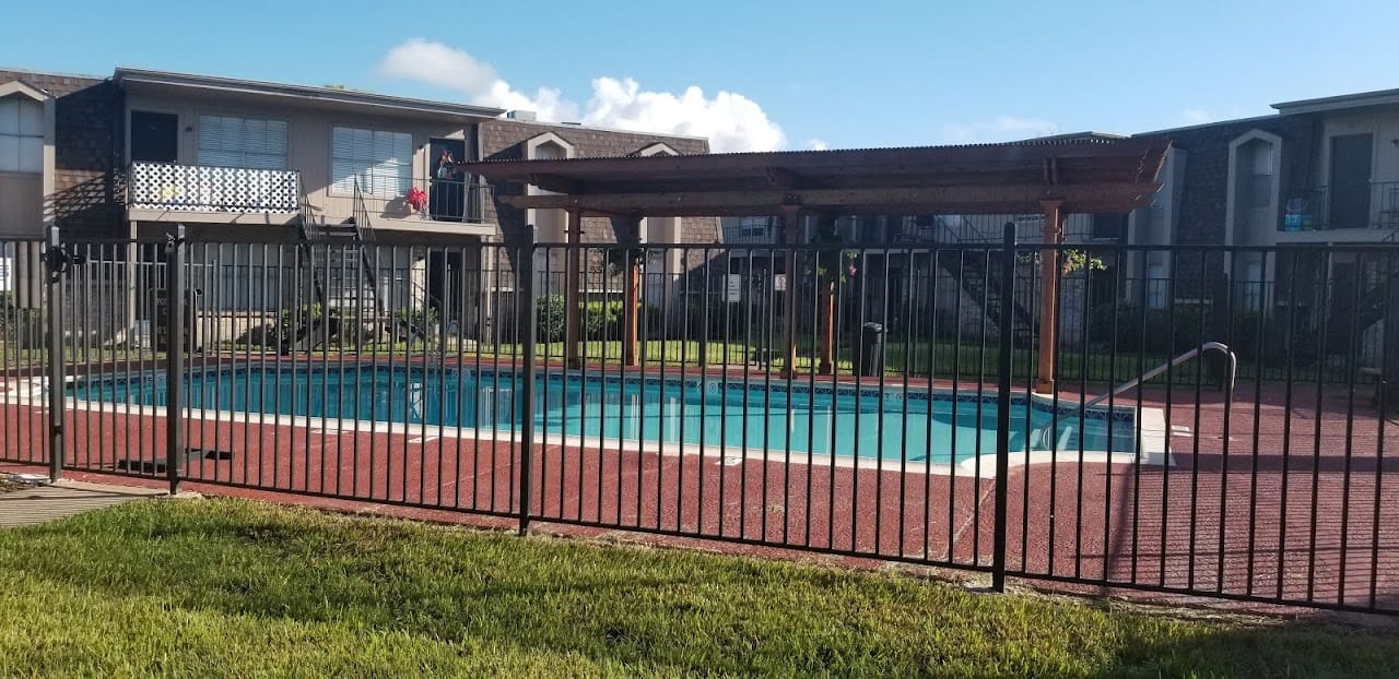 Center Place Apts 2