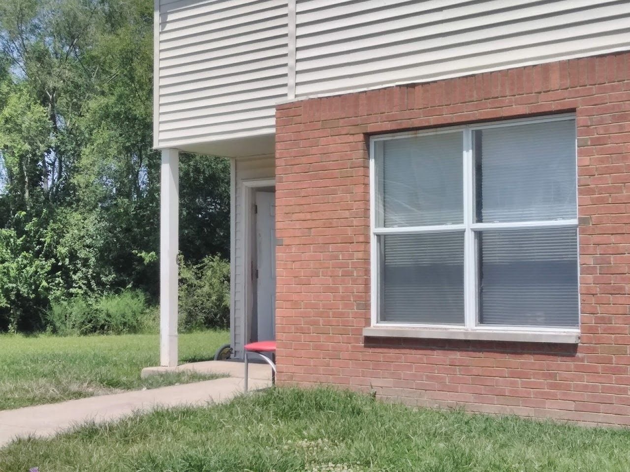 Centreville Courts