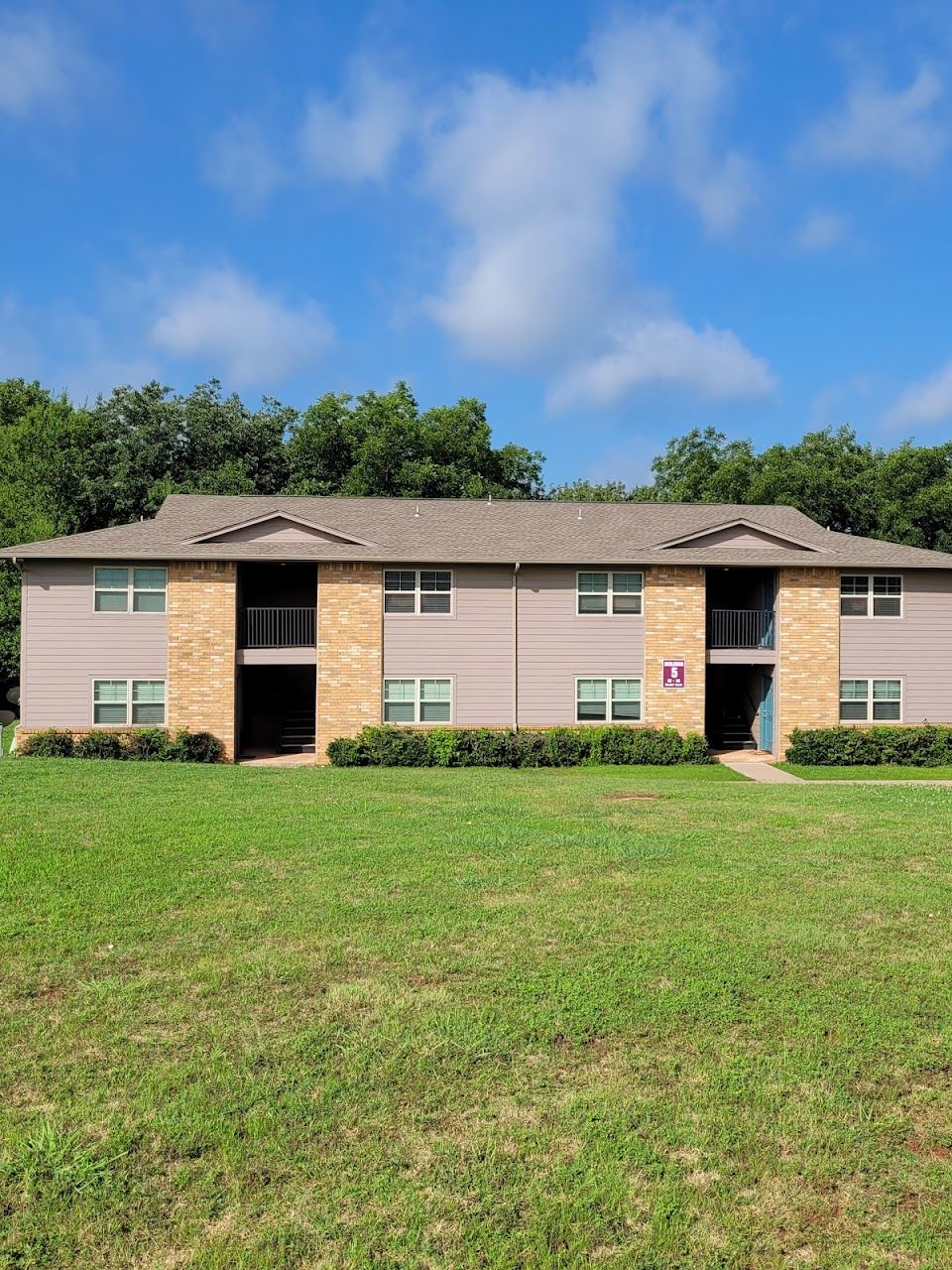 Chandler Place Apts