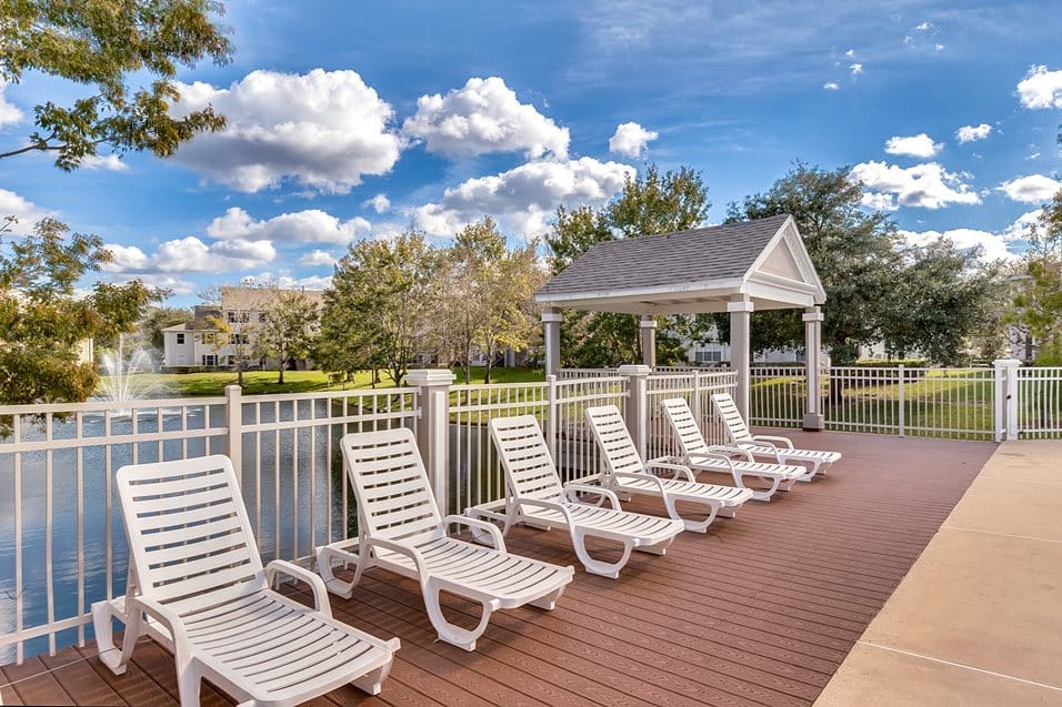 Charleston Club