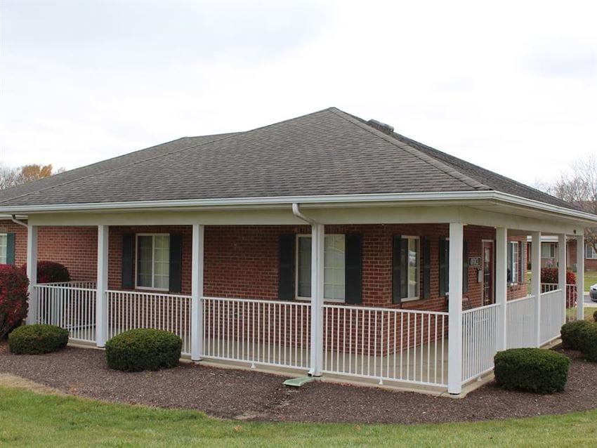 Chestnut Hills Apts
