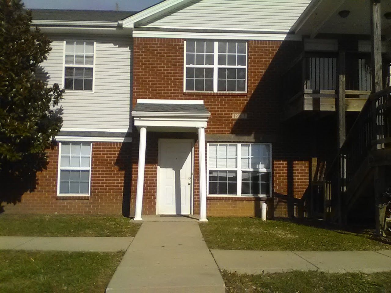 Chilewich Apartments