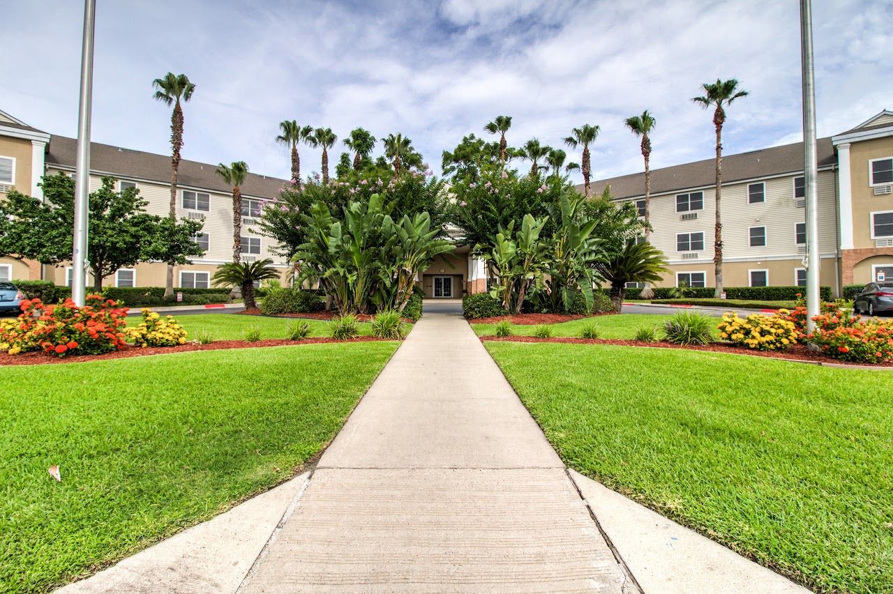 Cimmaron Estates Apts