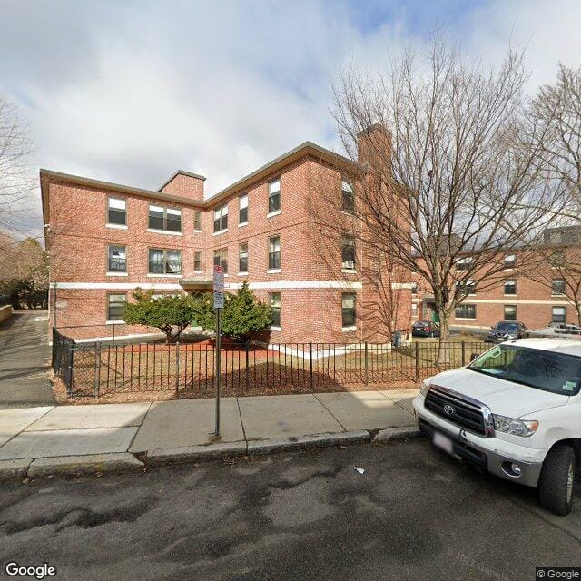 Clarendon Hill Apartments