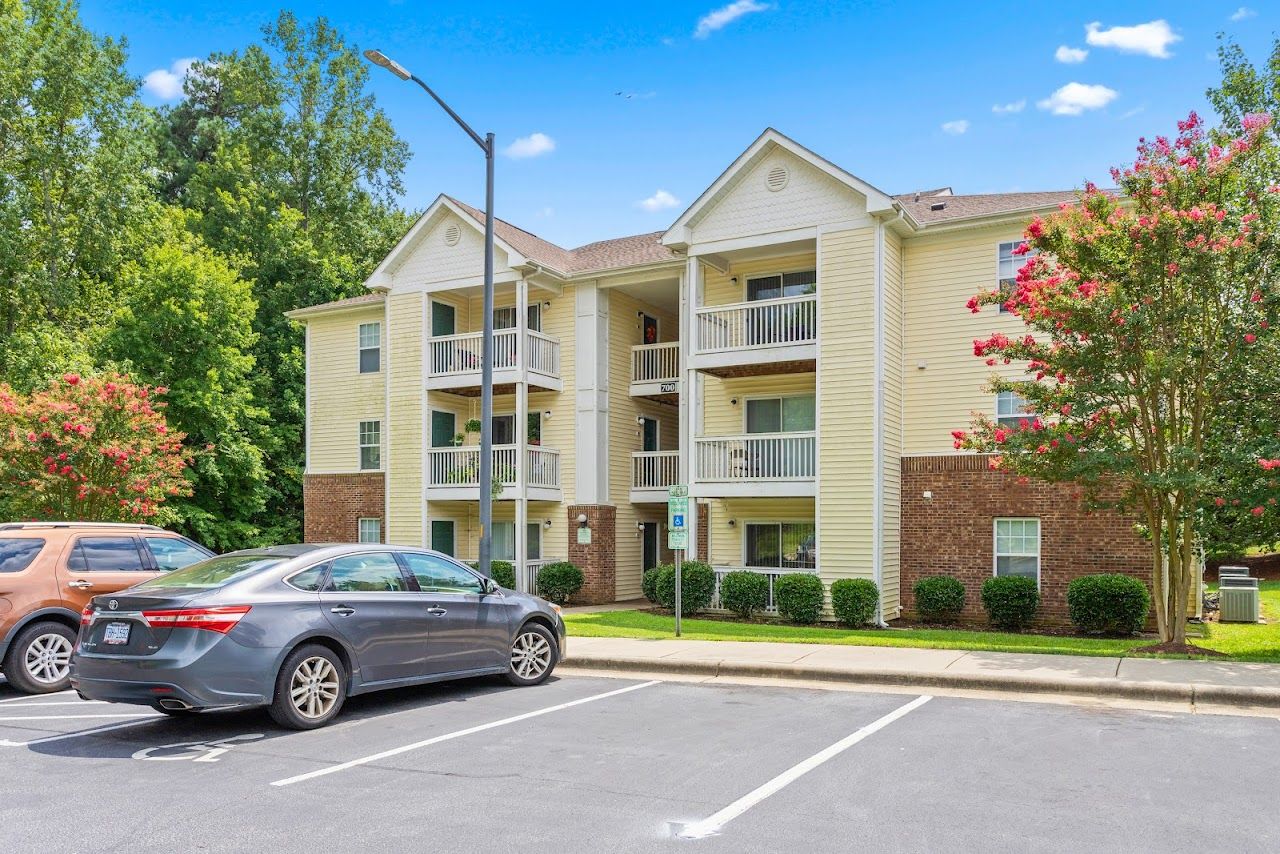 Cobblers Station Apts