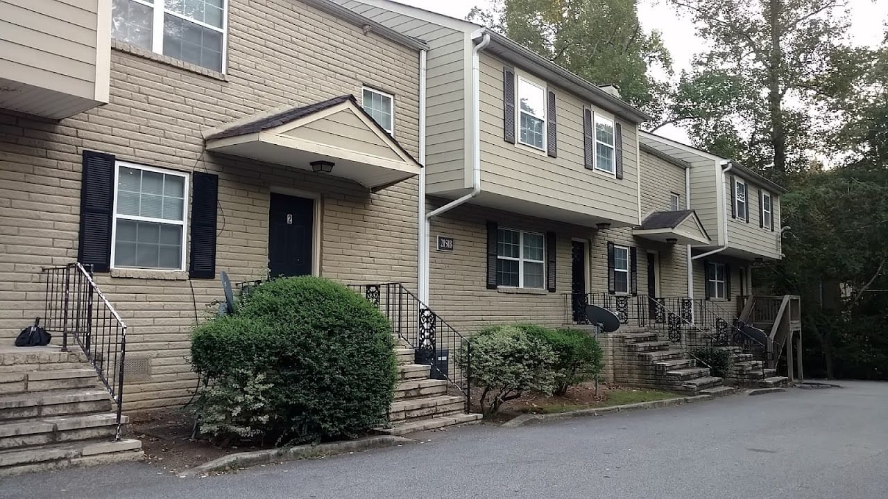 Cobblestone Apartments