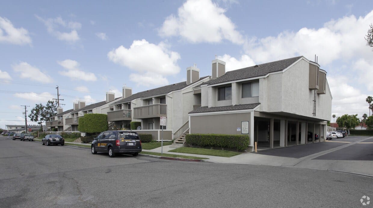 Cobblestone Apts