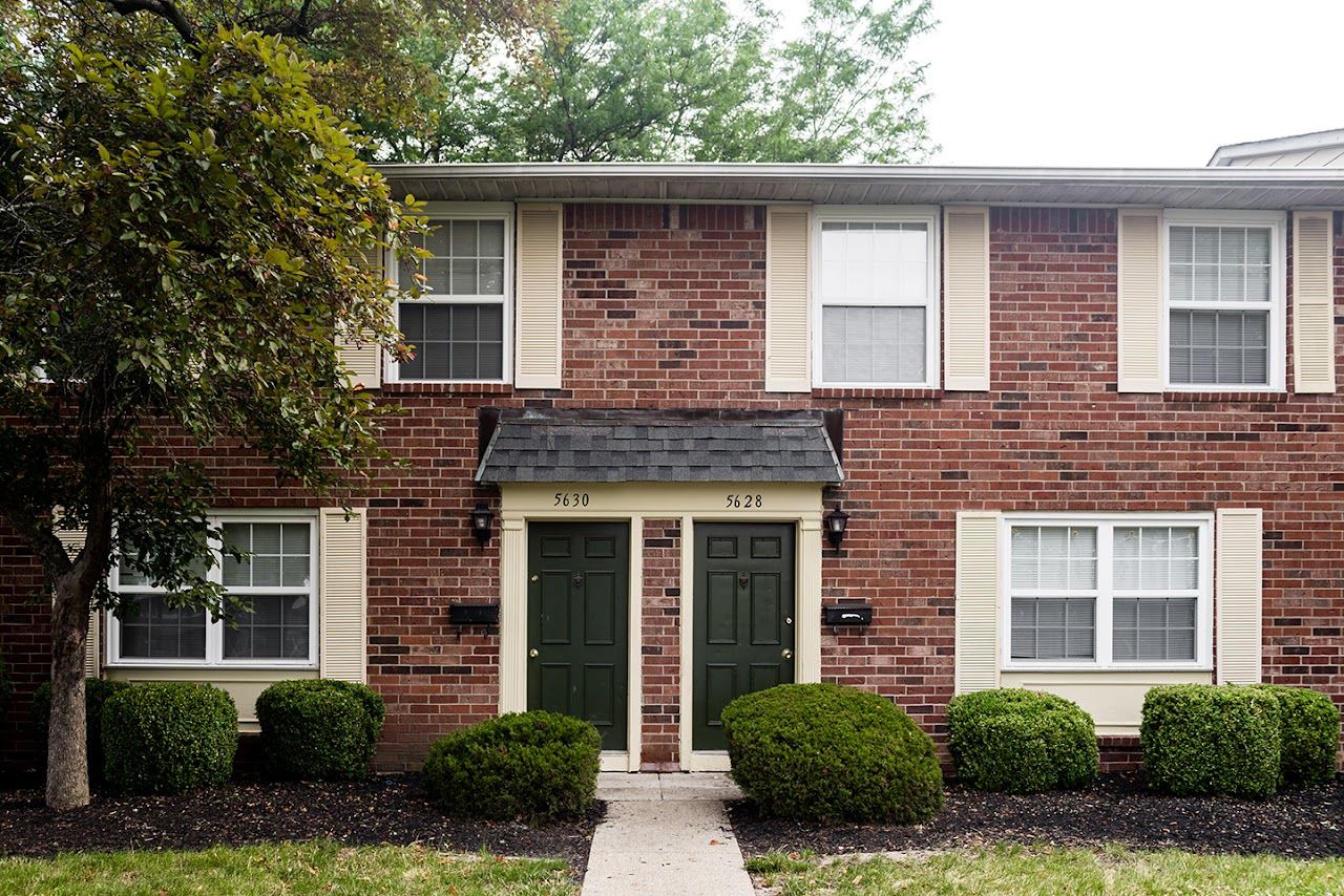 Colonial Court Apts