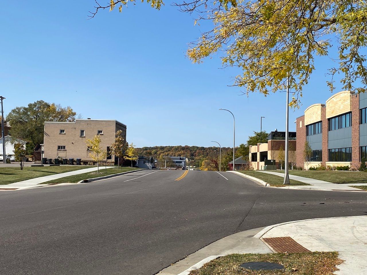 Colonial Square Apartments