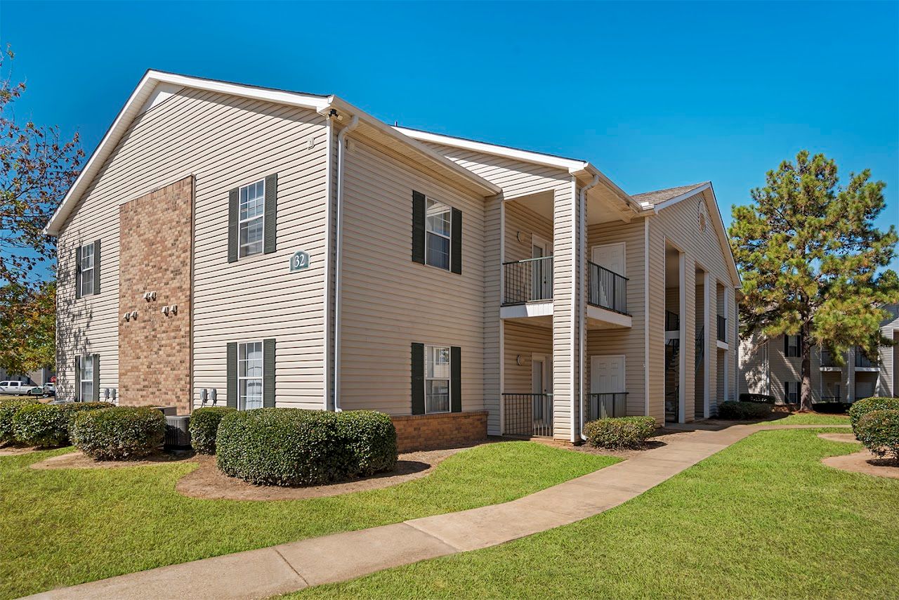 Colony Park Apts
