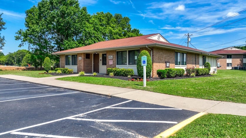 Colony Square Apts