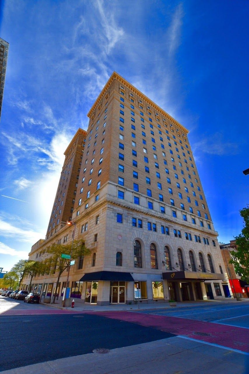 Commodore Perry Apts